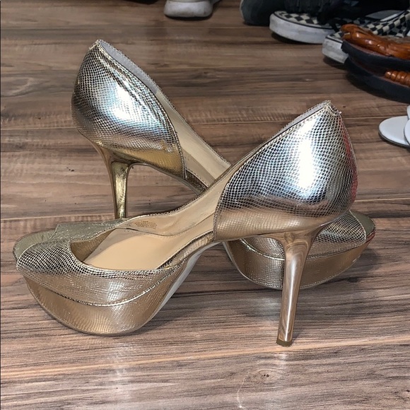 Women’s heels - Picture 3 of 3